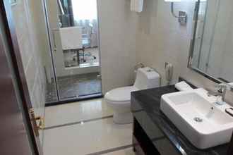 Toilet Kamar 4 Wassim Hotel Express Guangzhou Liwan Road Branch