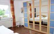 Bilik Tidur 6 Tolstov-Hotels Large 3 Room Apartment