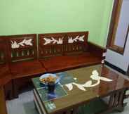 Bedroom 3 Kawah Ijen Guest House