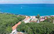 Nearby View and Attractions 4 Case Vacanze Mare Grande