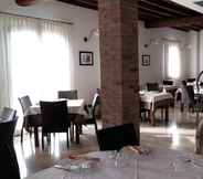 Nhà hàng 2 Hotel La Vecchia Reggio