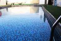 Swimming Pool Signature Inn Deira - Free Parking