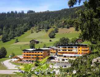 Exterior 2 Azureva La Clusaz Les Confins