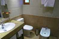 In-room Bathroom Hotel Restaurante Don Pepe