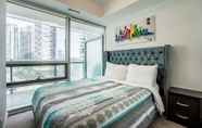 ห้องนอน 2 Aaira Suites at 65 Bremner Blvd