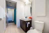 In-room Bathroom Aaira Suites at 65 Bremner Blvd