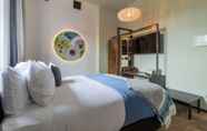 Kamar Tidur 7 Clarence Hotel