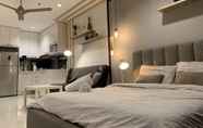 Bedroom 6 Mercu Summer Suites Freluxe Homestay