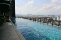 Swimming Pool Takuro Homestay