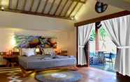 Kamar Tidur 3 The White Key Luxury Villas