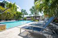 Swimming Pool Unit 80 3 B/R Lux Ocean View