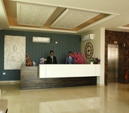 Lobby 3 Anandam Clarks Inn Suites Vrindavan