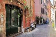 Exterior Vicolo delle grotte Campo di fiori