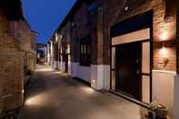 Bangunan HomefromHolme St Peters Mews