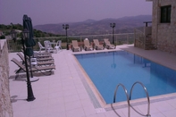 Swimming Pool Starlit Villa