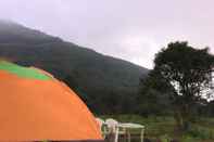 Bangunan Canary Forest Camping