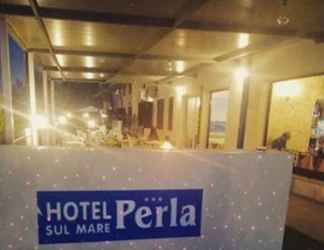 Lobi 2 Hotel Perla