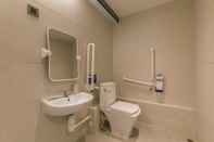 Toilet Kamar Lumine Hotel