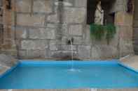 สระว่ายน้ำ Casa do Abade - Solar de Goujoim