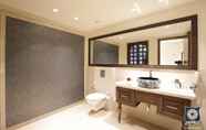 In-room Bathroom 7 Suncity Club And Resort