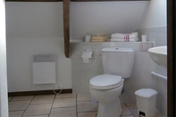 In-room Bathroom Chambres d'Hotes Ty Houarn