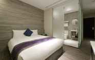 Kamar Tidur 6 Hotel HSR Hesper - Taichung