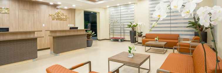 Lobi Microtel Inn & Suites by Wyndham San Fernando