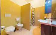 Toilet Kamar 6 B&B Rosso Salento