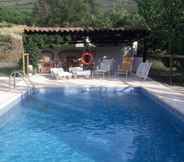 Swimming Pool 2 Casa Rural El Cerezal del Jerte