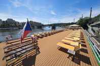 Kolam Renang Florentina Boat (located at Litomerice city)