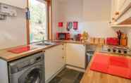 Bedroom 3 Crinan Canal Cottage No8, Kilmartin