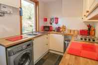 Bedroom Crinan Canal Cottage No8, Kilmartin