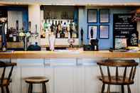 Bar, Kafe, dan Lounge Ship Inn