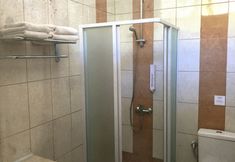 In-room Bathroom 7 Plataria Seaside Resort