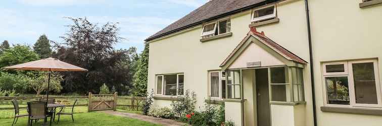 Exterior Gardener's Cottage