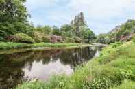 Nearby View and Attractions Gardener's Cottage