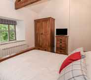 Kamar Tidur 3 Oak Cottage