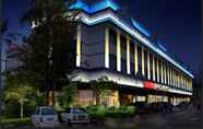 Exterior 4 Grand City Hotel