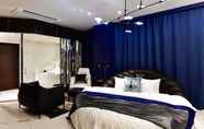 Bedroom 6 Hotel Ritz