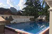 Swimming Pool Vilayvong Hotel