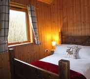 Bedroom 7 The Cabins, Loch Awe