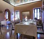 Restaurant 2 Albergo Trattoria Il Leone