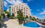 Swimming Pool 2 Apart Complex La Mer Residence