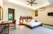 Bedroom 2 Ka Villas by Lofty