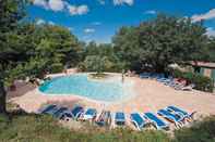 Swimming Pool Camping Domaine De Chanteraine