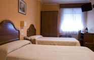 Bedroom 6 Hotel Marcial