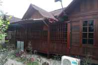 Bangunan YC Chalet Roomstay Lekir