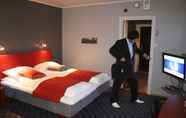 Bedroom 3 F2 Hotel Harstad