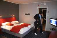 Bedroom F2 Hotel Harstad