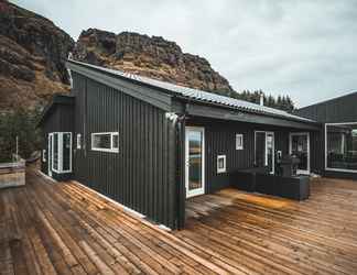 Exterior 2 Ekra Glacier Lagoon